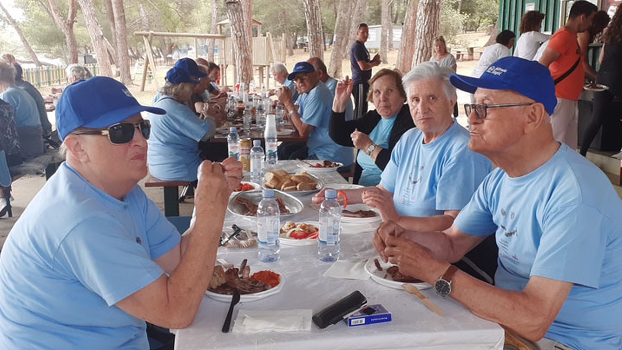 Izlet na Fratarski otok korisnika, djelatnika i volontera Doma za starije osobe Alfredo Štiglić Pula Izlet na Fratarski otok korisnika, djelatnika i volontera Doma za starije osobe Alfredo Štiglić Pula