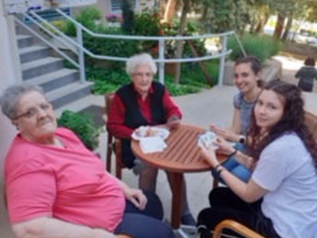 Novosti: Sportski susret između učenika Gimnazije Pule i korisnika Doma za starije osobe Alfredo Štiglić Pula